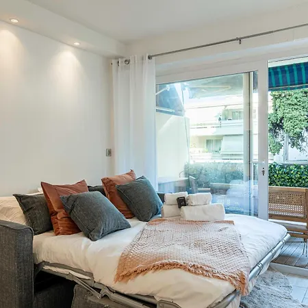 Renovated With Parking & Terrace - Palm * Cannes