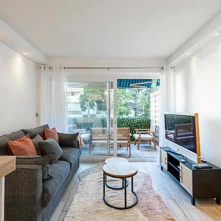 Apartament Renovated With Parking & Terrace - Palm